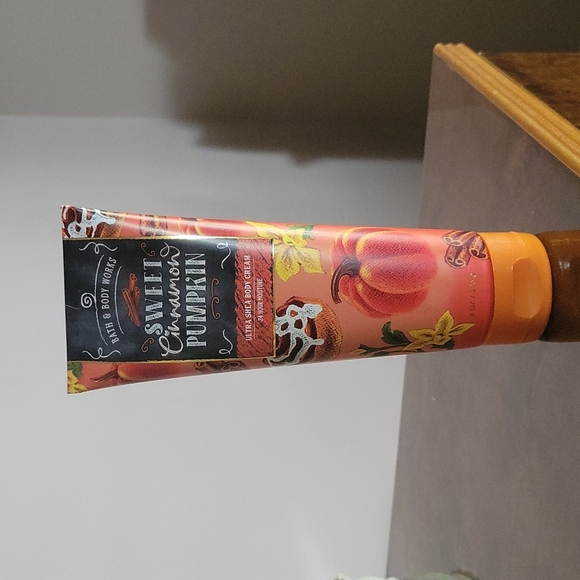 Bath and Body Works set - Picture 4 of 7